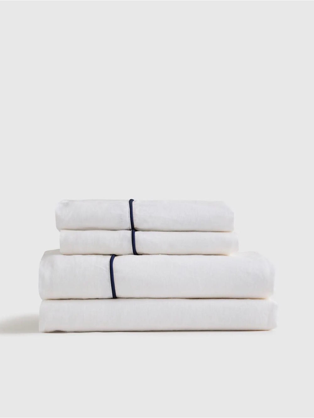 Quince European Linen Piped Sheet Set in White/Navy, Queen 💙